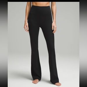 Lululemon Groove Super-High-Rise Flared Pant Nulu